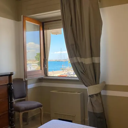 Charm Siracusa Porta Marina Appartement Syracuse