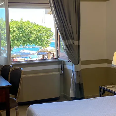 Charm Siracusa Porta Marina Appartement Syracuse